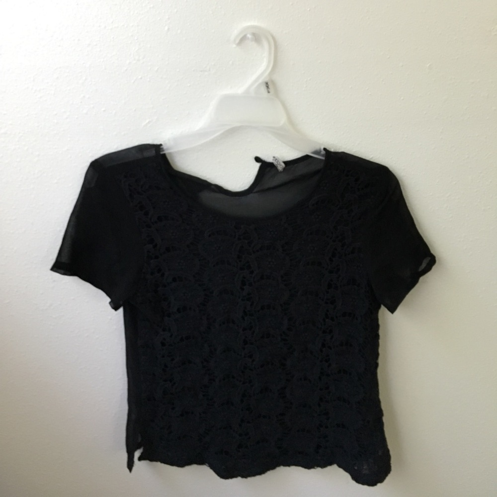 Black tee
